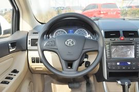 2013款北京汽车E150三厢版自动型