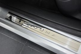 2011款雷诺拉古那2.0T技术版