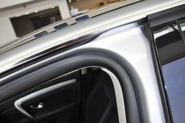 2011款雷诺拉古那2.0T技术版