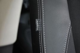 2011款雷诺拉古那2.0T技术版