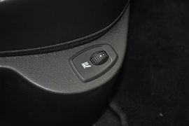 2011款雷诺拉古那2.0T技术版