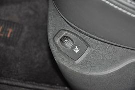2011款雷诺拉古那2.0T技术版