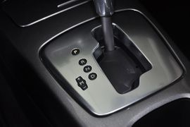 2011款雷诺拉古那2.0T技术版