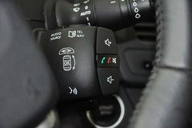 2011款雷诺拉古那2.0T技术版