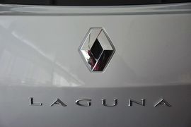 2011款雷诺拉古那2.0T技术版
