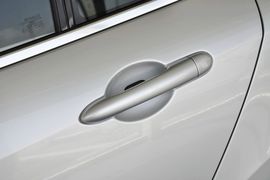 2011款雷诺拉古那2.0T技术版