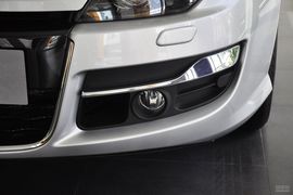 2011款雷诺拉古那2.0T技术版
