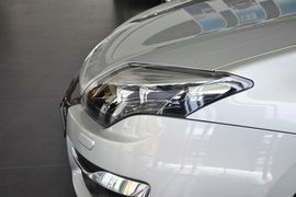 2011款雷诺拉古那2.0T技术版