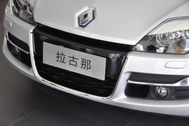 2011款雷诺拉古那2.0T技术版