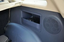 2013款华泰圣达菲1.8T手动汽油两驱型