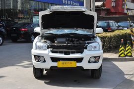 2013款华泰圣达菲1.8T手动汽油两驱型