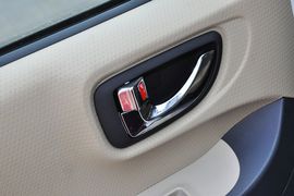 2013款华泰圣达菲1.8T手动汽油两驱型