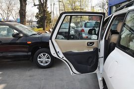 2013款华泰圣达菲1.8T手动汽油两驱型