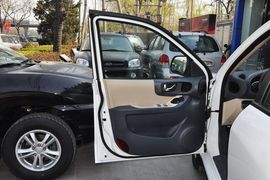 2013款华泰圣达菲1.8T手动汽油两驱型