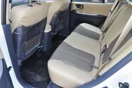 2013款华泰圣达菲1.8T手动汽油两驱型