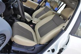 2013款华泰圣达菲1.8T手动汽油两驱型