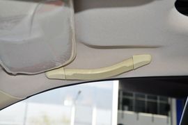 2013款华泰圣达菲1.8T手动汽油两驱型