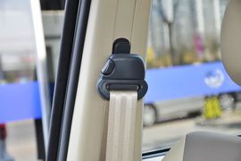 2013款华泰圣达菲1.8T手动汽油两驱型