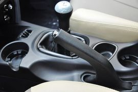 2013款华泰圣达菲1.8T手动汽油两驱型