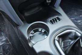 2013款华泰圣达菲1.8T手动汽油两驱型