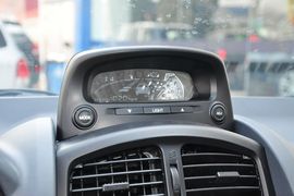 2013款华泰圣达菲1.8T手动汽油两驱型