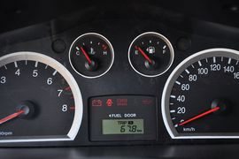 2013款华泰圣达菲1.8T手动汽油两驱型