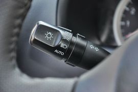 2013款华泰圣达菲1.8T手动汽油两驱型