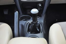 2013款华泰圣达菲1.8T手动汽油两驱型