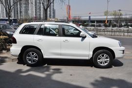 2013款华泰圣达菲1.8T手动汽油两驱型