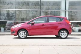 2013款福特嘉年华两厢1.5L自动时尚型