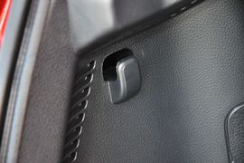 2012款铃木SX4锐骑1.6L手动运动型