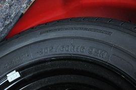 2012款铃木SX4锐骑1.6L手动运动型