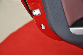 2012款铃木SX4锐骑1.6L手动运动型