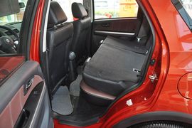 2012款铃木SX4锐骑1.6L手动运动型
