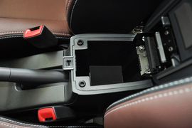 2012款铃木SX4锐骑1.6L手动运动型