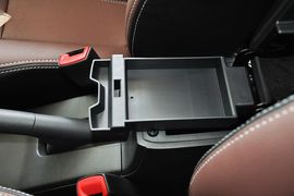 2012款铃木SX4锐骑1.6L手动运动型