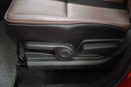 2012款铃木SX4锐骑1.6L手动运动型