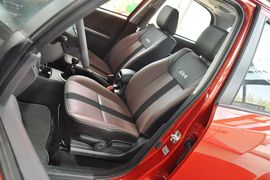 2012款铃木SX4锐骑1.6L手动运动型