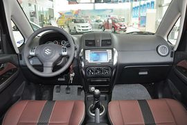 2012款铃木SX4锐骑1.6L手动运动型