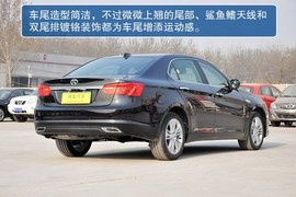 2013款北汽绅宝D实拍