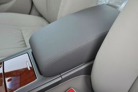 2013款丰田凯美瑞经典200G豪华型