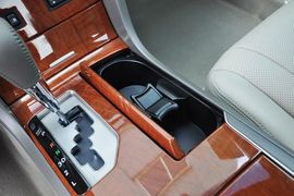 2013款丰田凯美瑞经典200G豪华型
