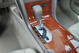 2013款丰田凯美瑞经典200G豪华型