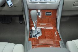 2013款丰田凯美瑞经典200G豪华型