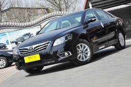 2013款丰田凯美瑞经典200G豪华型