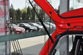 2012款宝骏乐驰1.0L手动舒适型
