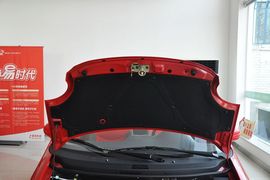 2012款宝骏乐驰1.0L手动舒适型