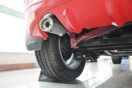 2012款宝骏乐驰1.0L手动舒适型
