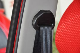 2012款宝骏乐驰1.0L手动舒适型