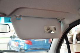 2012款宝骏乐驰1.0L手动舒适型